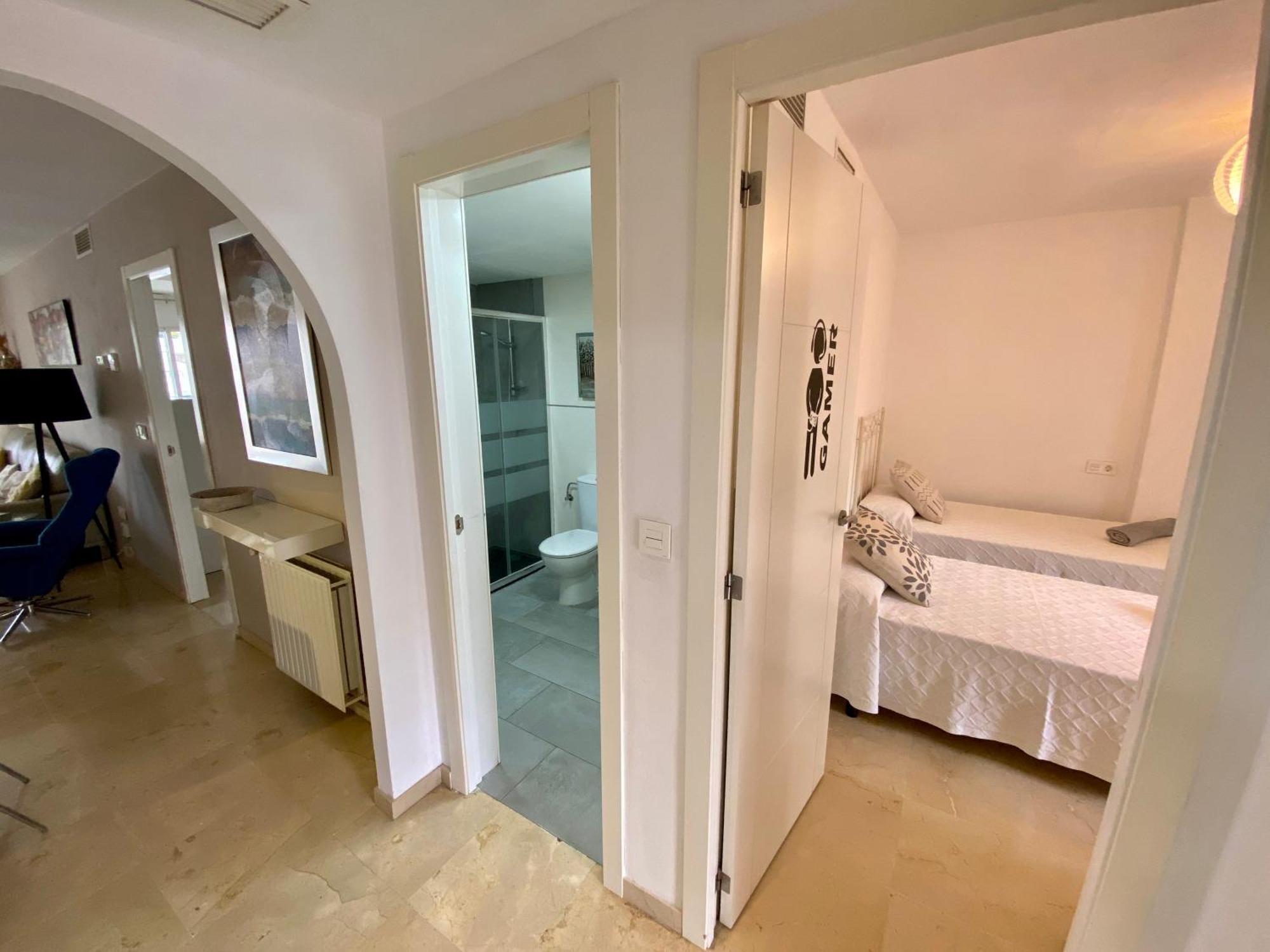 Apartamento Con Vistas Y Terraza En Guadalmina Mad Marbella Exterior photo