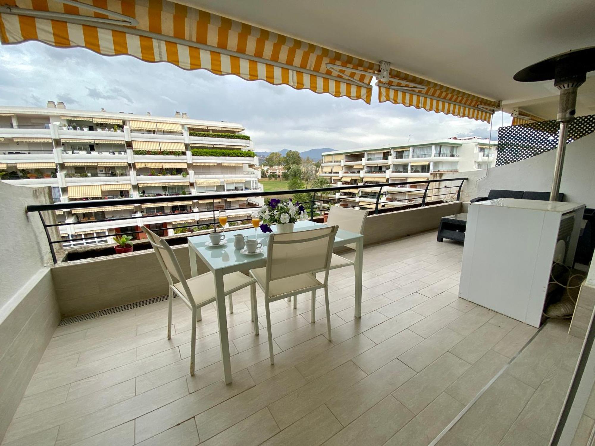 Apartamento Con Vistas Y Terraza En Guadalmina Mad Marbella Exterior photo